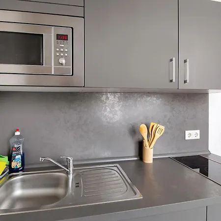 Apartamento Schoenes In Bochum-city